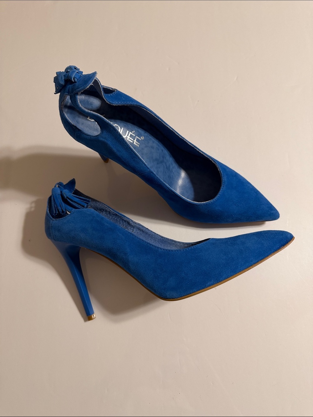 Denouee Blue Suede Pointed Toe Stiletto Pumps Size 39/8 NWOT